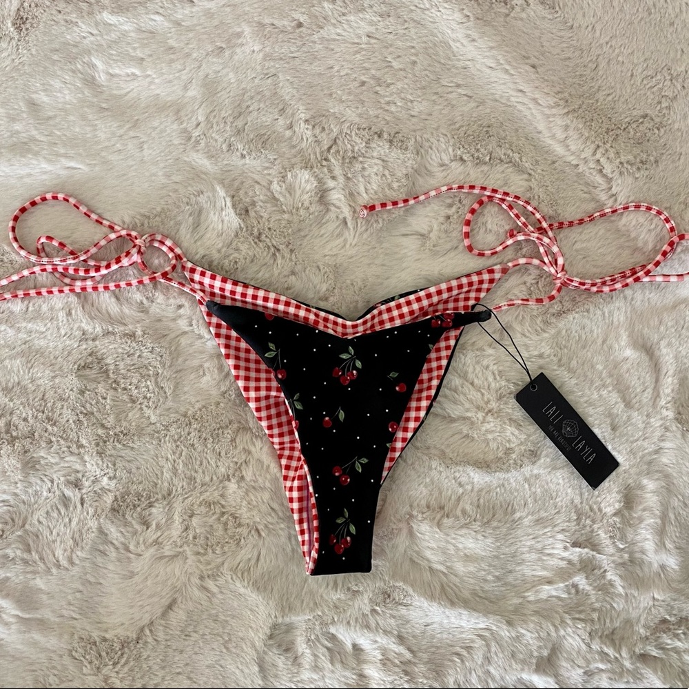 Lali and Layla Tie-Side bottoms NWT